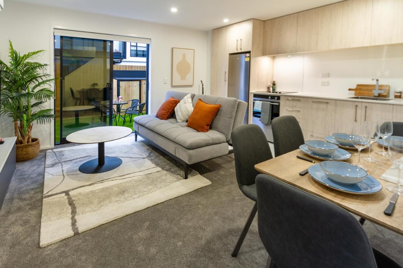 Modern City Living By Latimer Square, Cathedral Apartment Крайстчърч Екстериор снимка